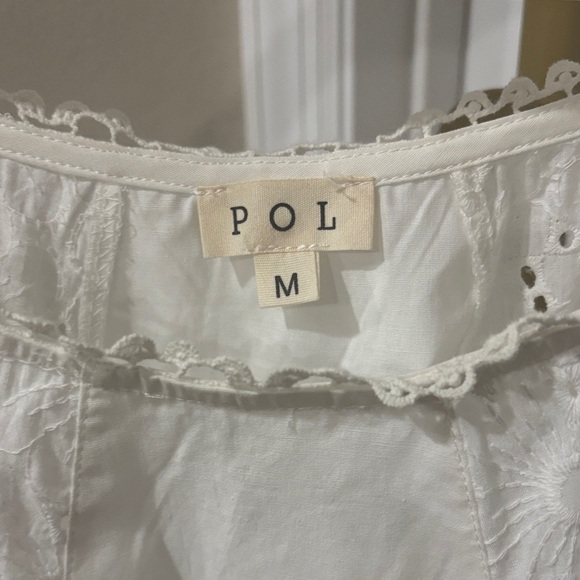 NEW POL Elegant White Embroidered Women's Top Sz Medium - Picture 2 of 6